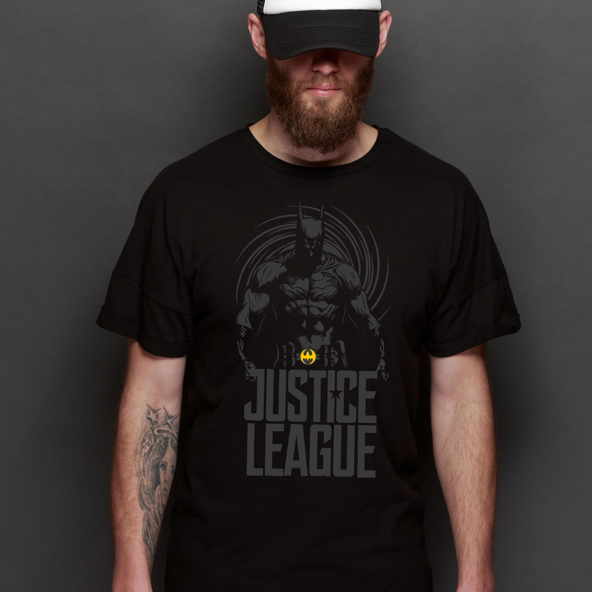Batman Justice League V2 T-Shirt DC Universe Tee