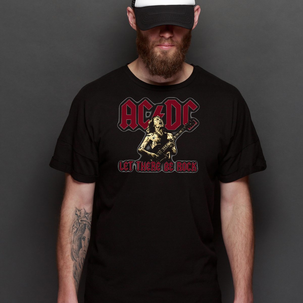 AC/DC V9 T-Shirt Band Family Tee Music Rock And Roll