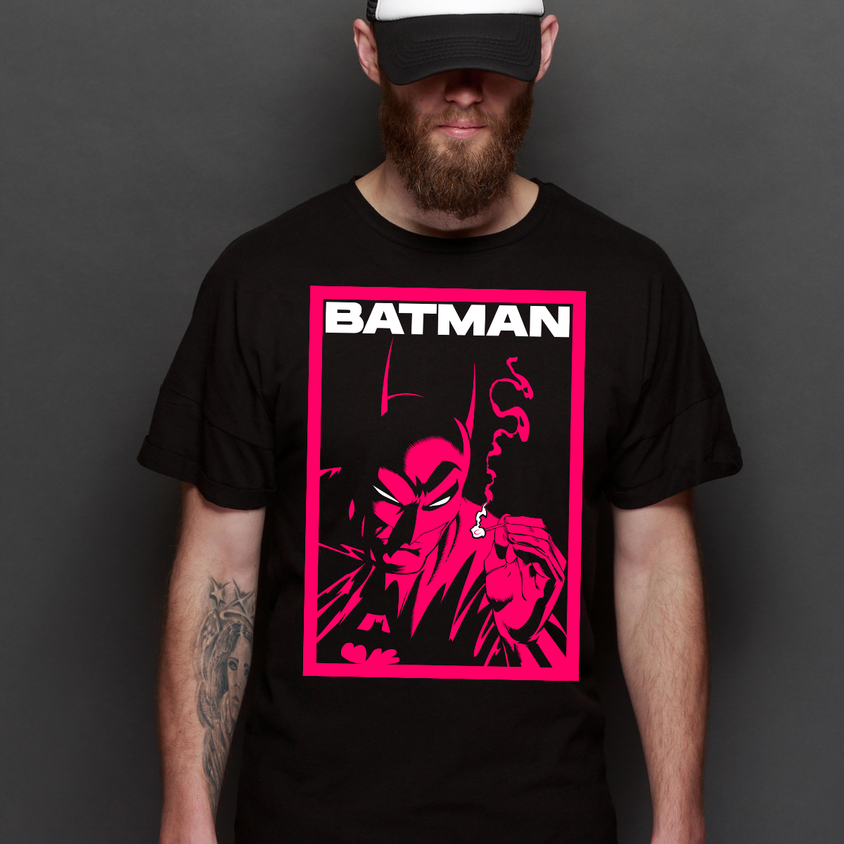 Batman V5 T-Shirt DC Universe Tee