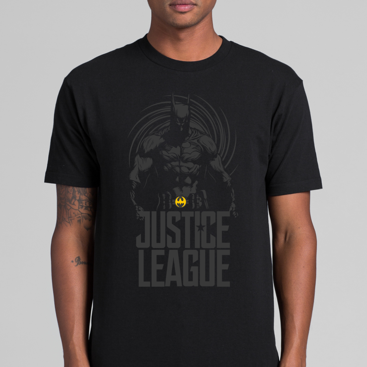 Batman Justice League V2 T-Shirt DC Universe Tee