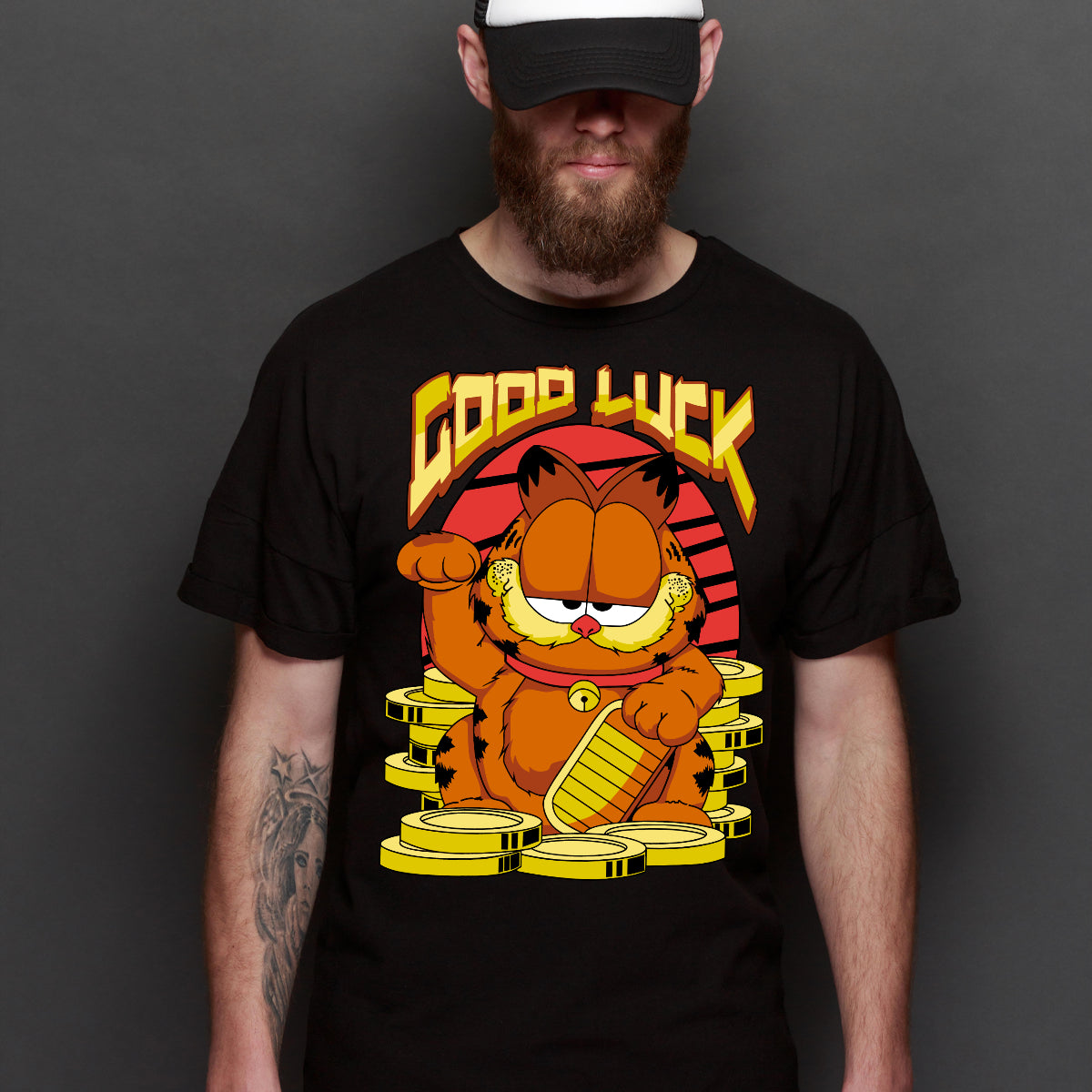 Garfield Good Luck Cat T-Shirt Funny Tee